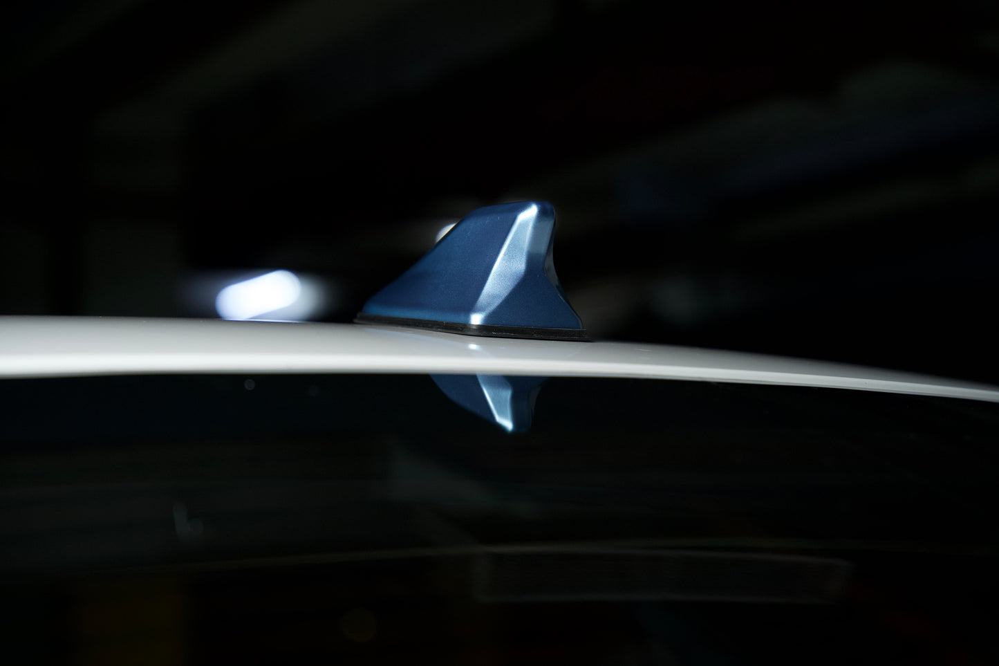 Blue Shark Fin Antina (Universal)