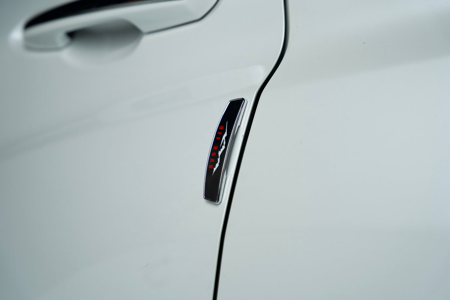 GRIPX-18 Series Universal Door Guard (Black & Red)