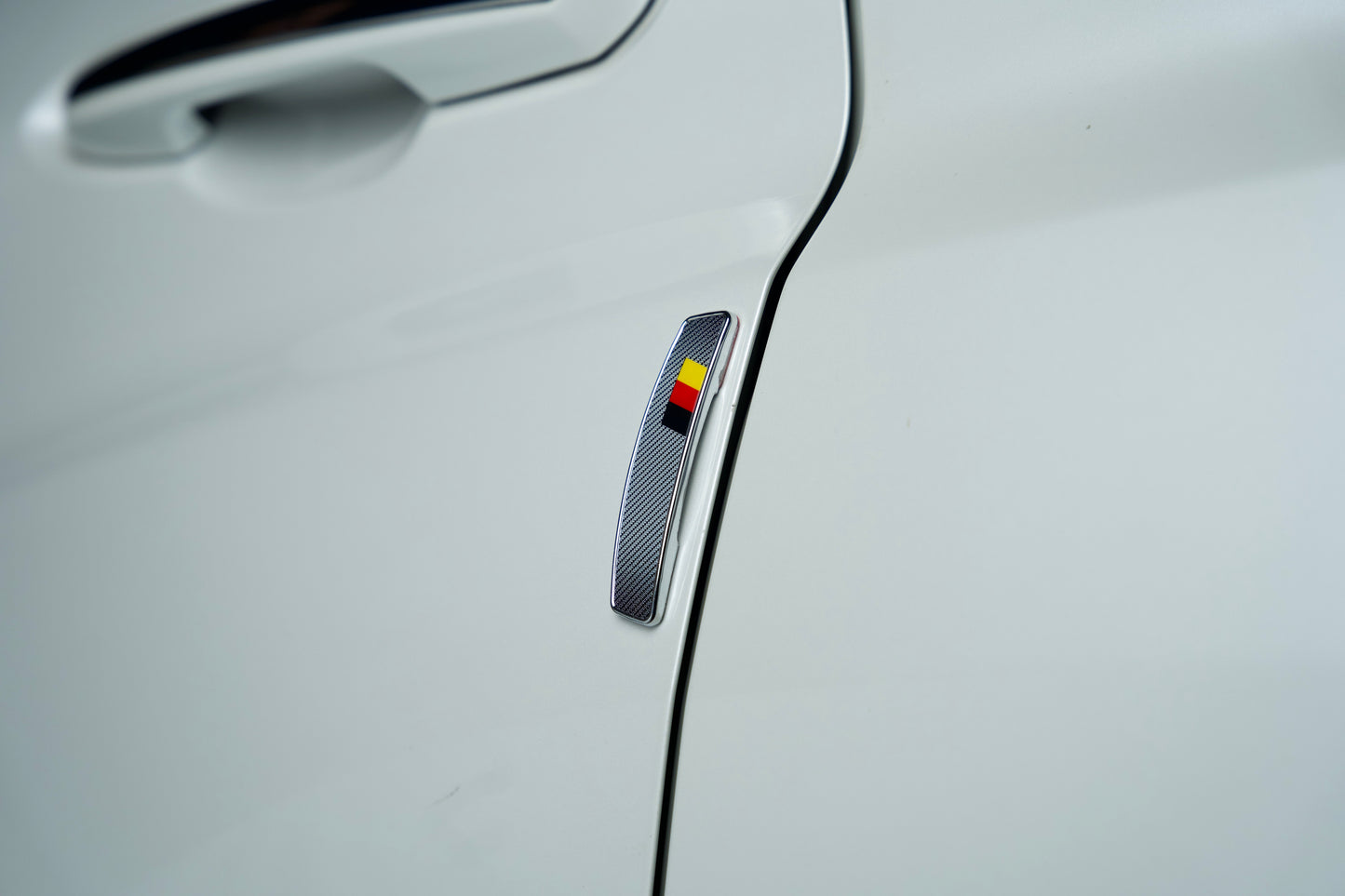 GRIPX-24 Series Universal Door Guard (Carbon)