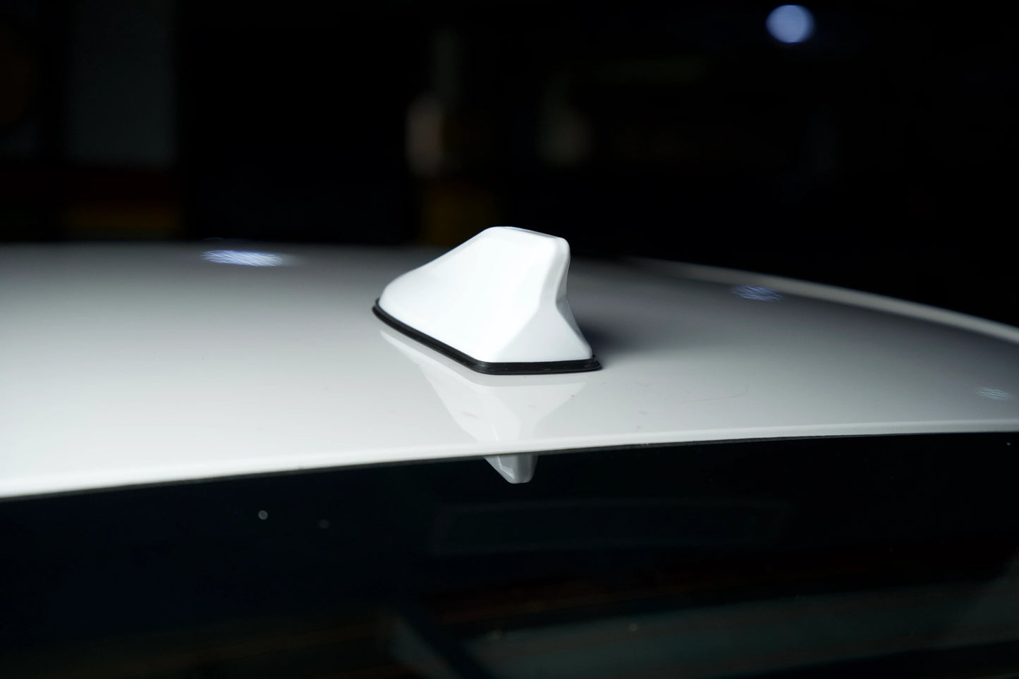 White Shark Fin Antenna (Universal)